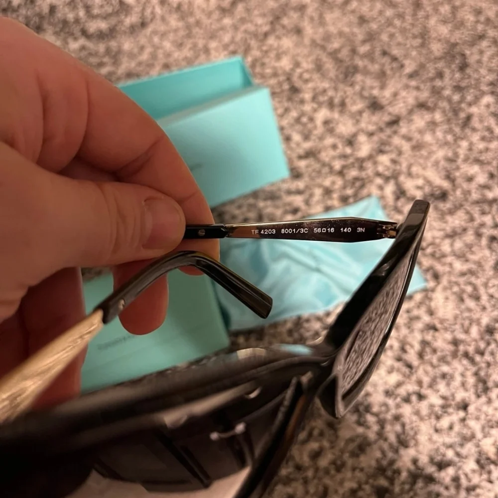 Tiffany & Co. Black Cat-Eye Sunglasses New Boxed Case Bag Cloth Bag One Size